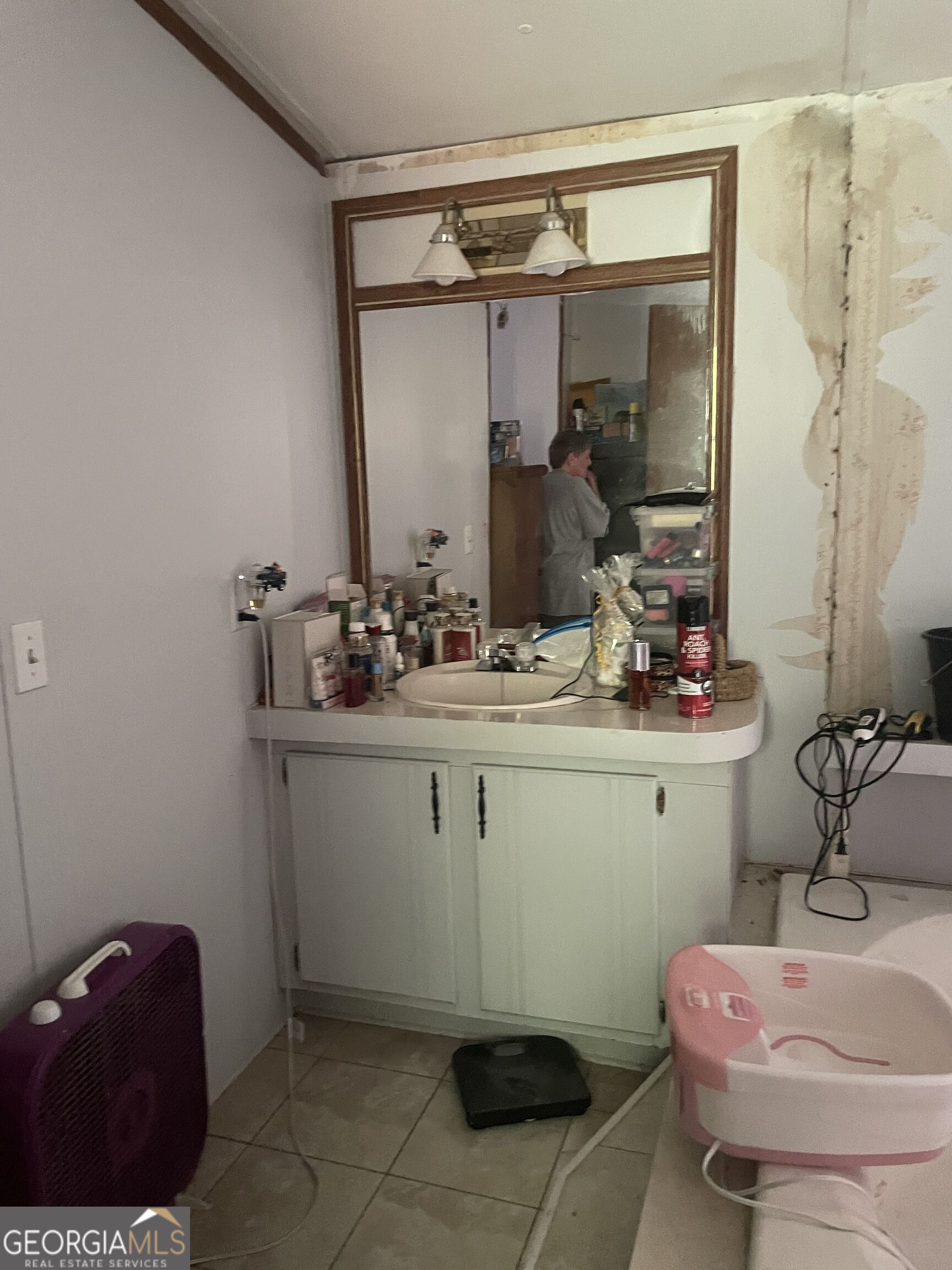 5911 Church Street Property Photo 29