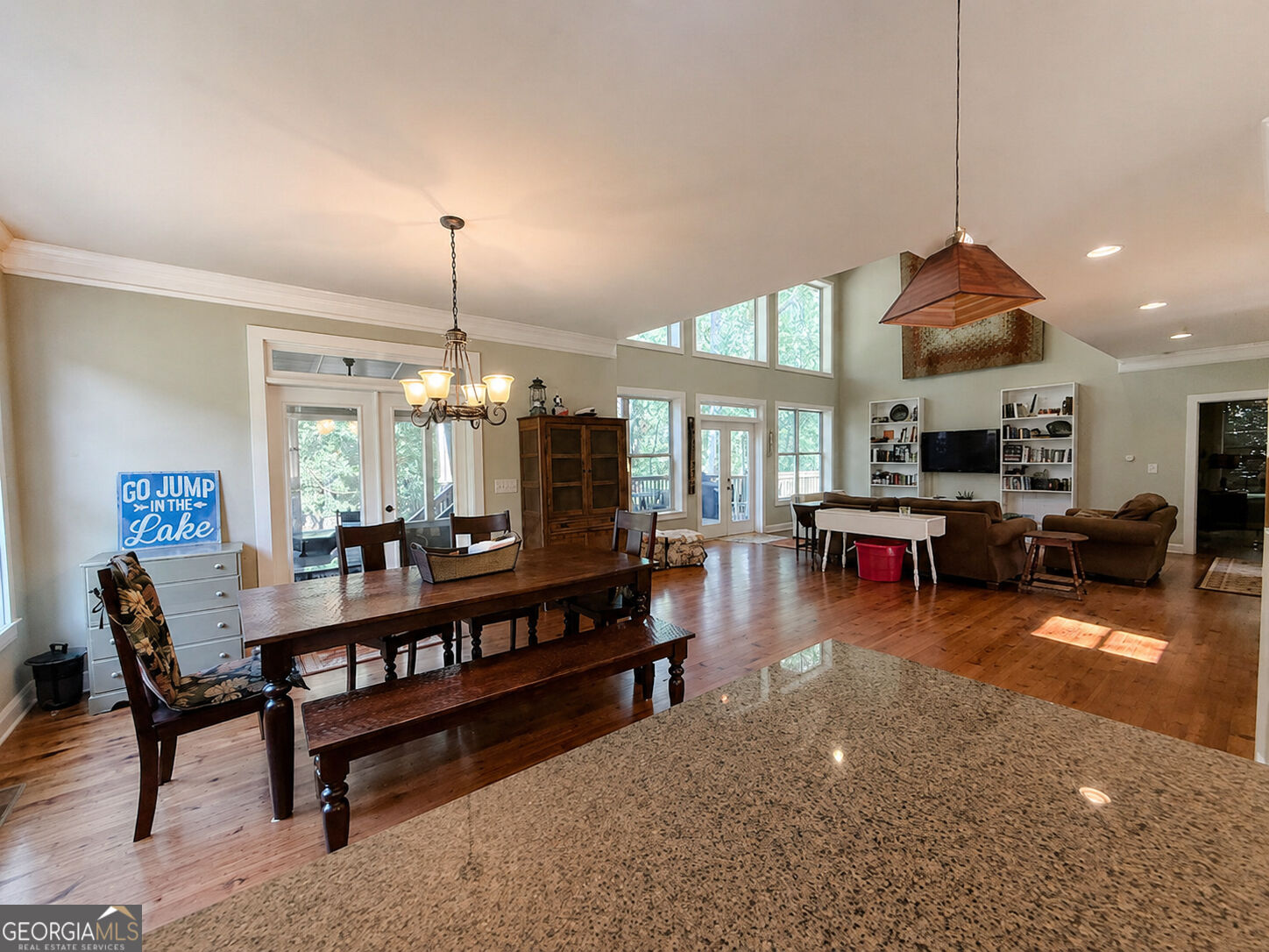 970 Lakeshore Road Property Photo 13