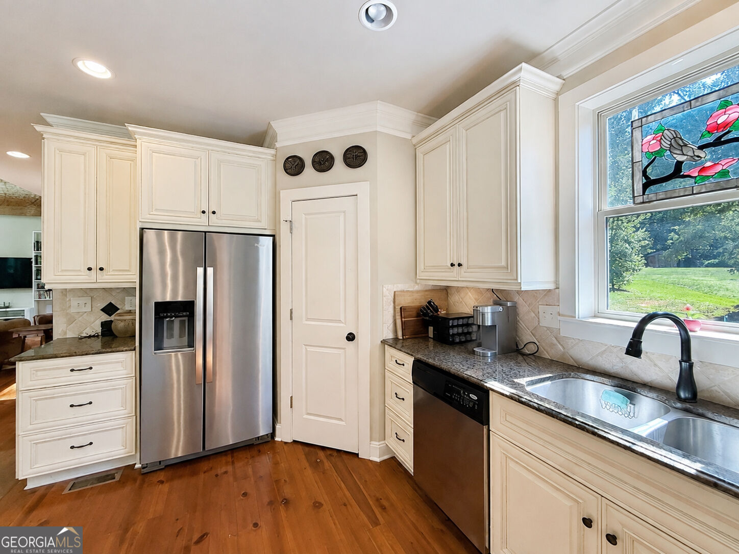 970 Lakeshore Road Property Photo 14