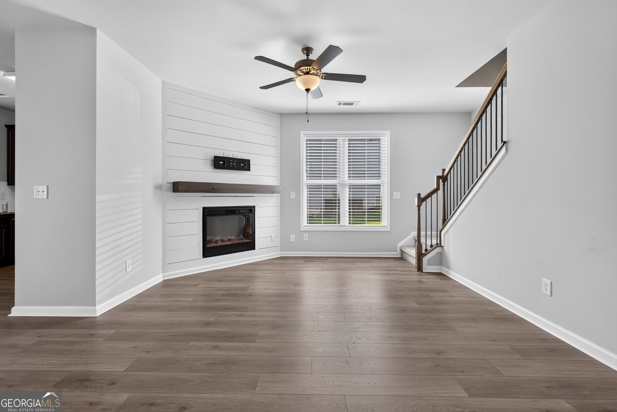 4688 Beacon Ridge Lane Property Photo 12