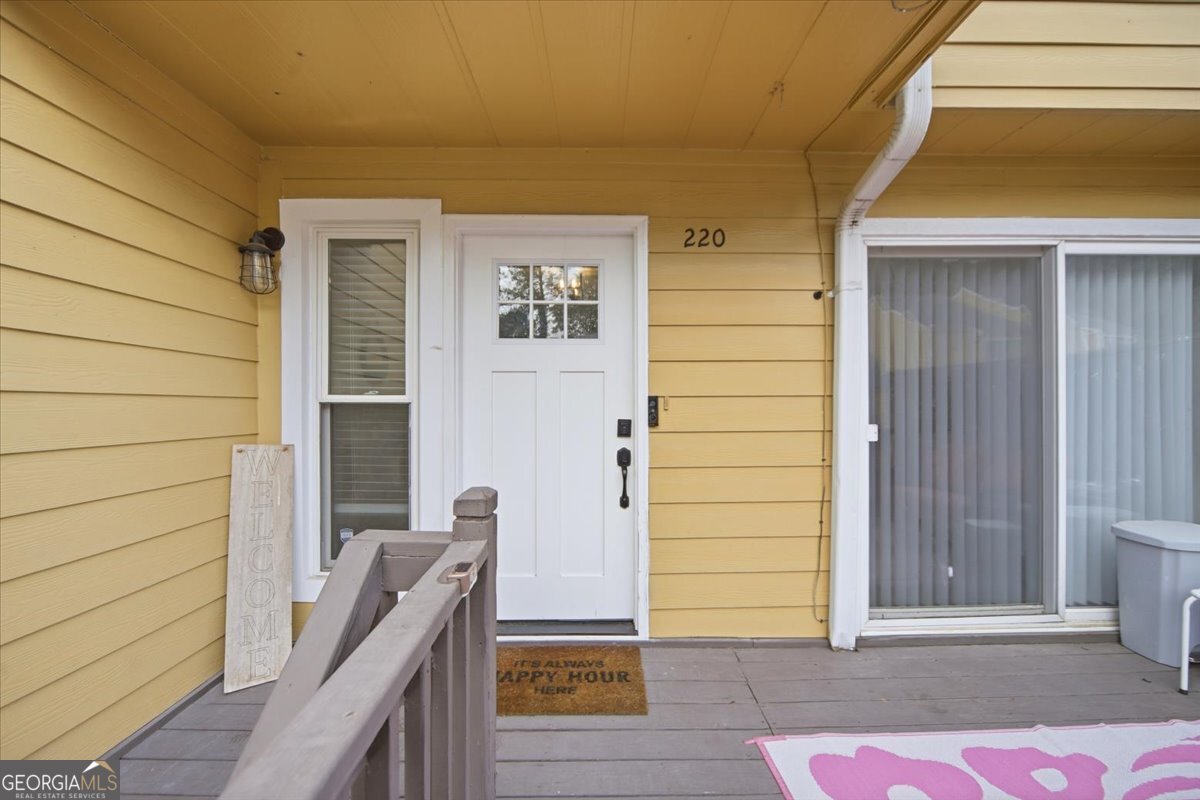 220 Yuba Walk Property Photo 3