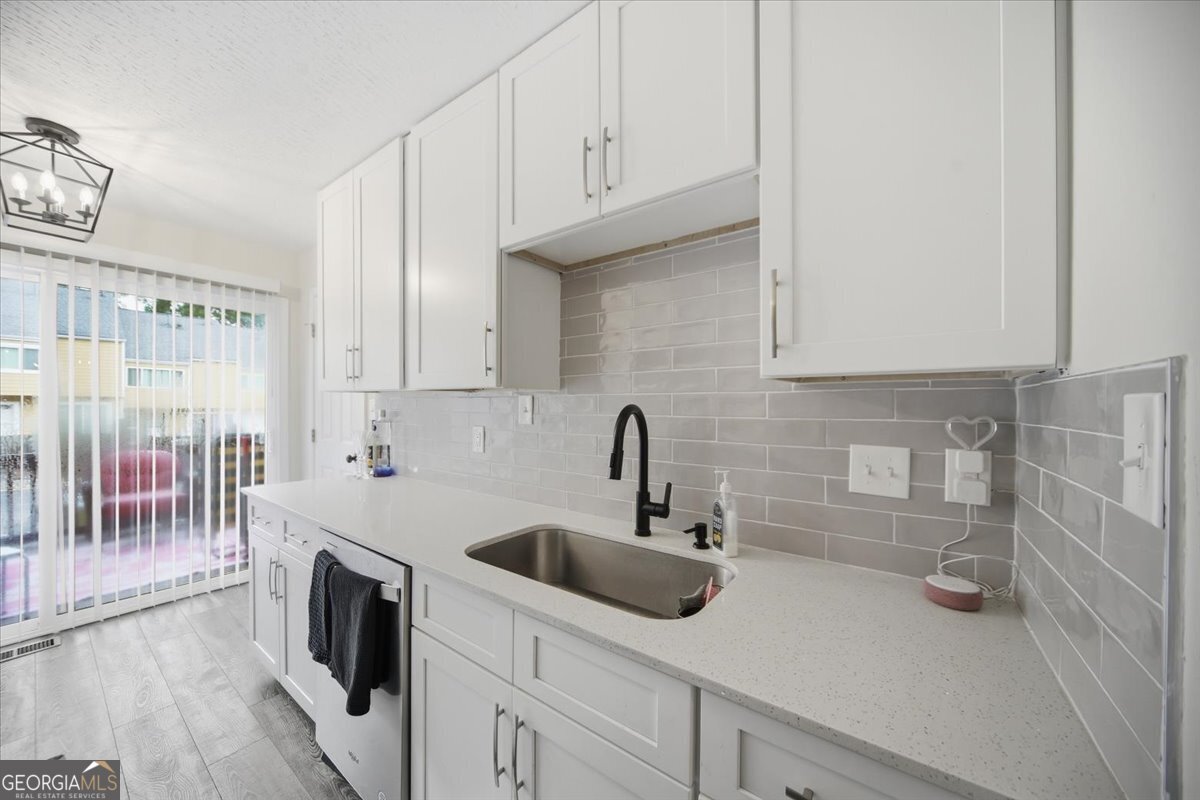 220 Yuba Walk Property Photo 11