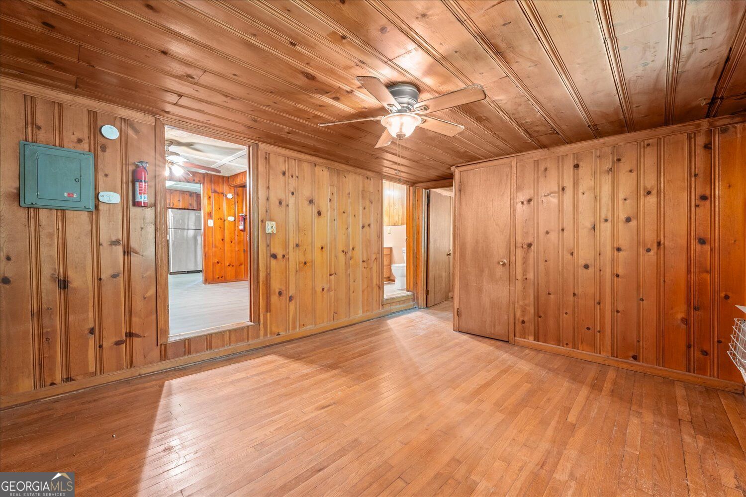 222 Grove Street Property Photo 9