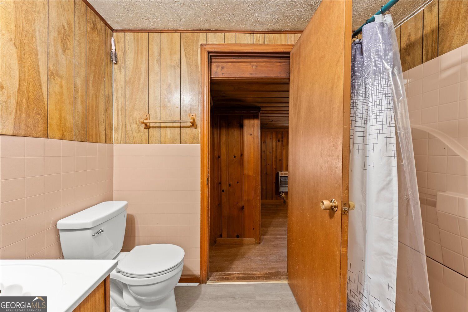 222 Grove Street Property Photo 12