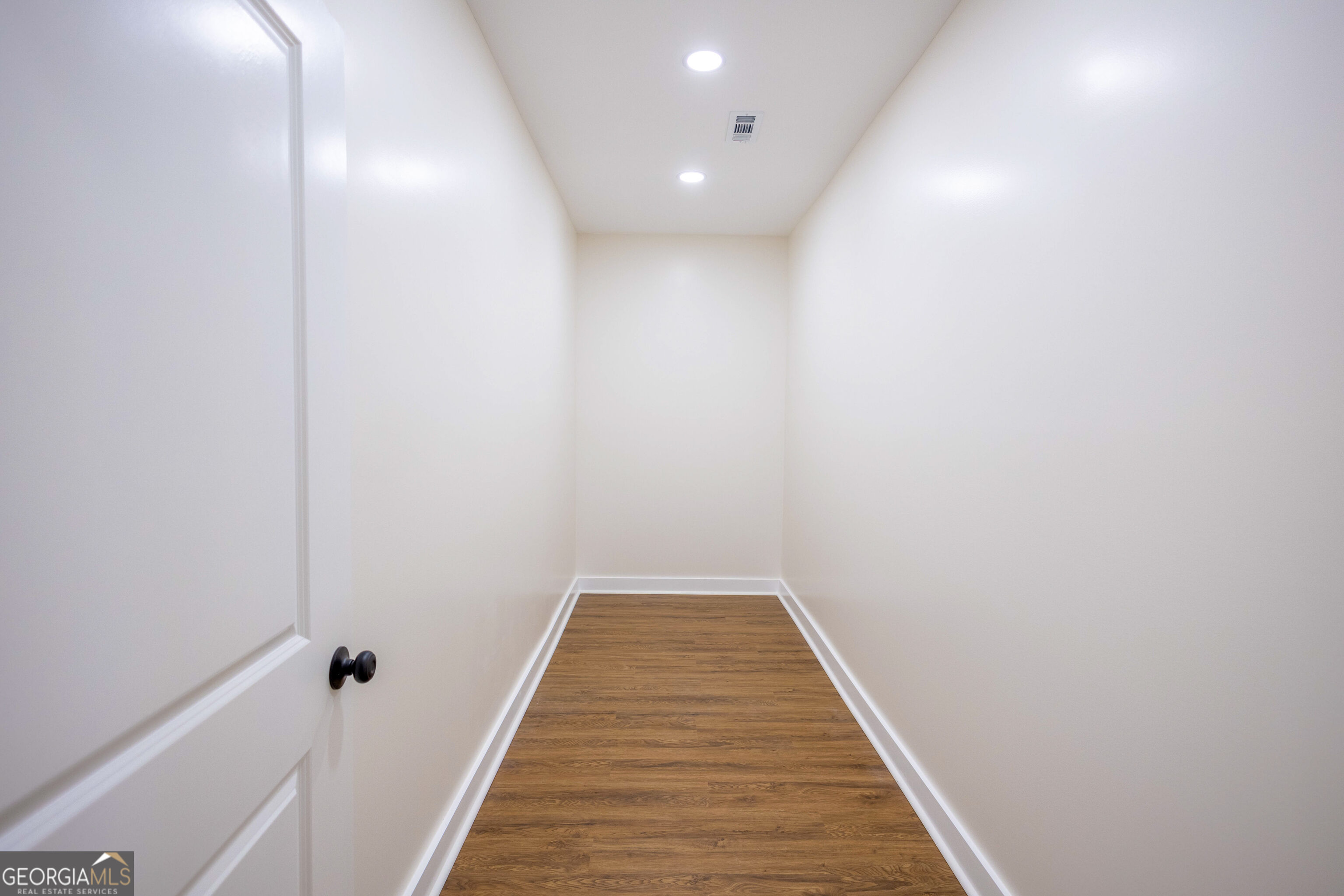 190 Cedar Pond Road Property Photo 16
