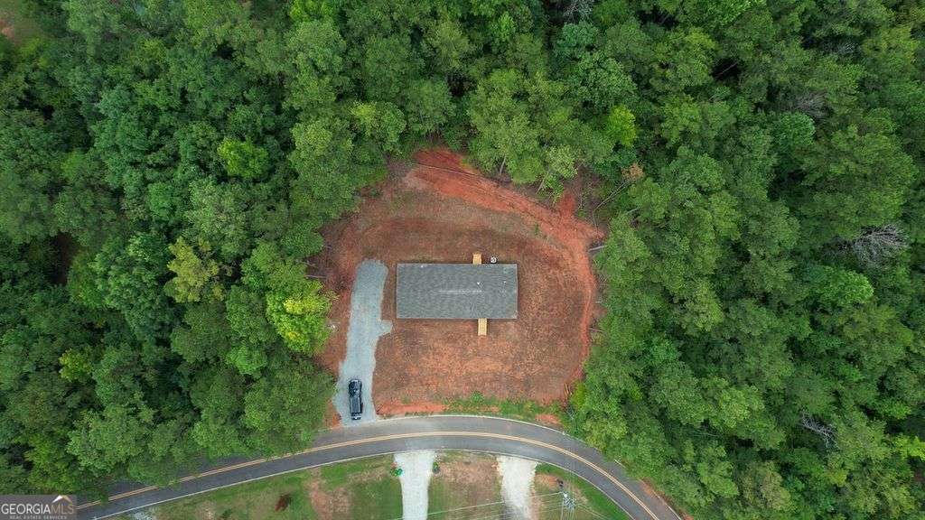 230 Thomas Drive Property Photo 14