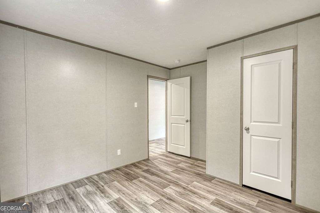 230 Thomas Drive Property Photo 45