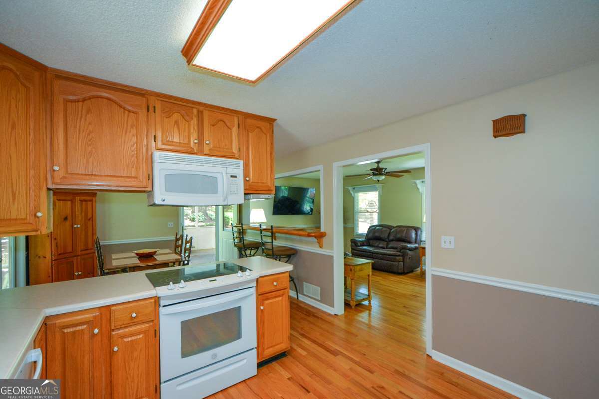 41 Clark Station Road Property Photo 11