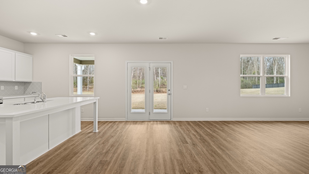 195 Elsa Court Property Photo 11
