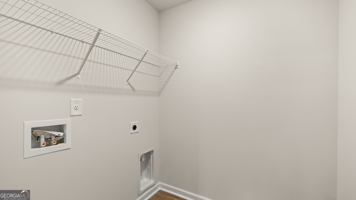 195 Elsa Court Property Photo 26