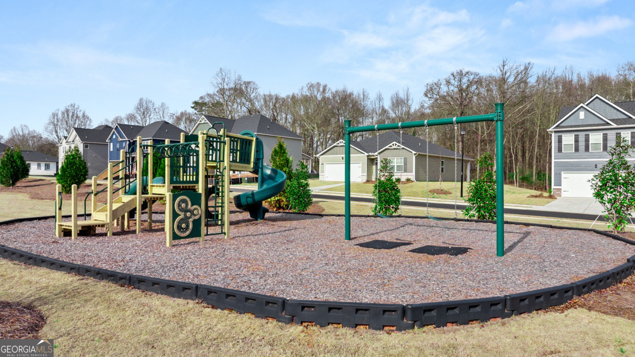 195 Elsa Court Property Photo 31