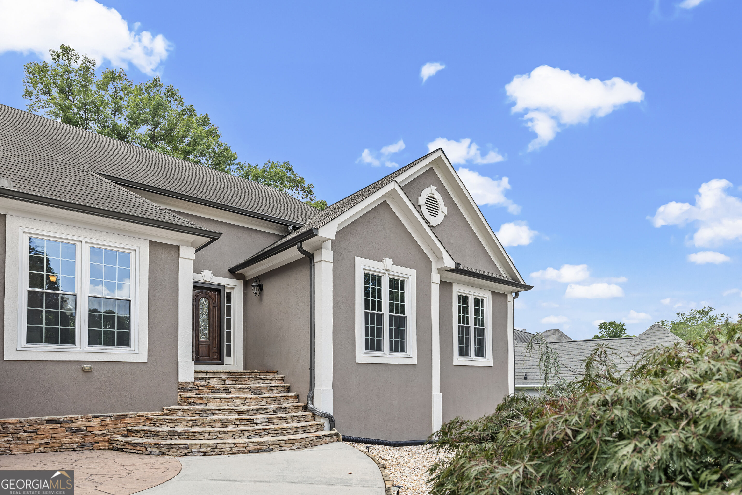 6023 Wyndham Woods Drive Property Photo 3