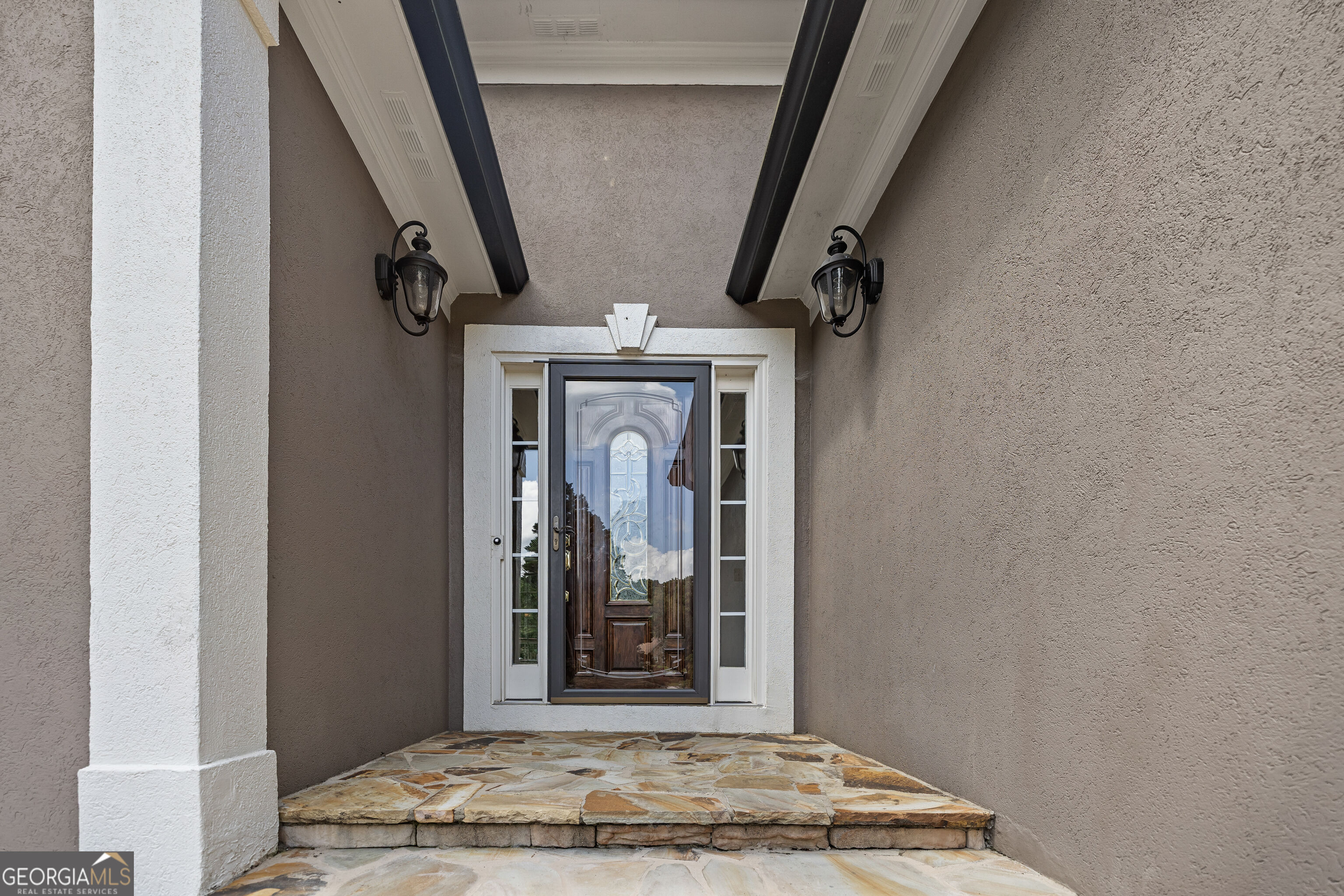 6023 Wyndham Woods Drive Property Photo 4