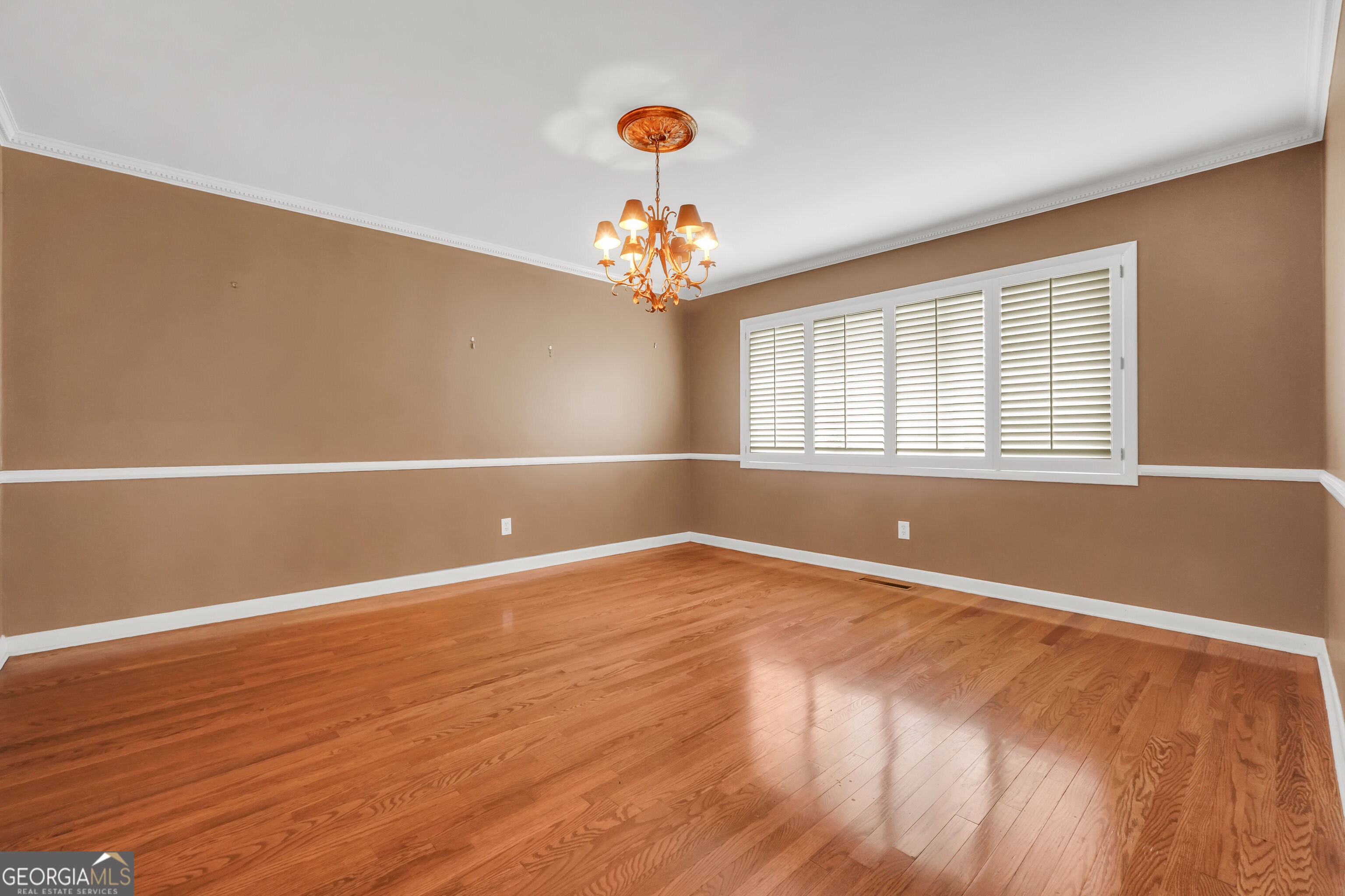 104 Woodlawn Place Property Photo 8