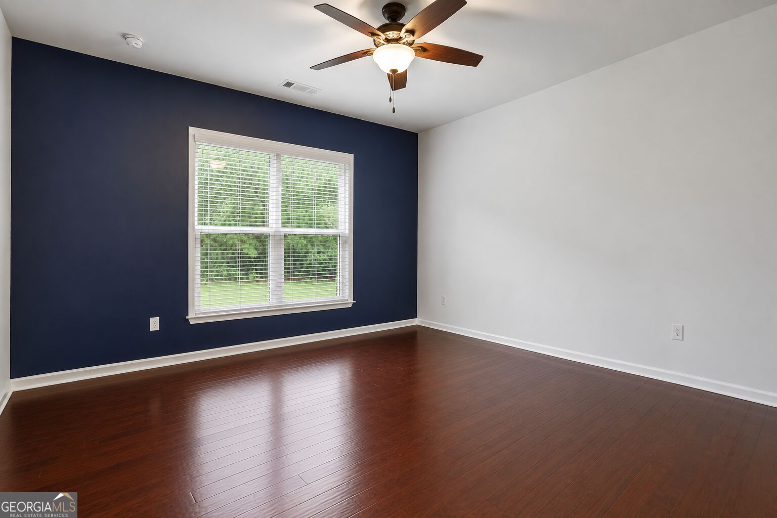 347 Sandy Springs Drive Property Photo 17
