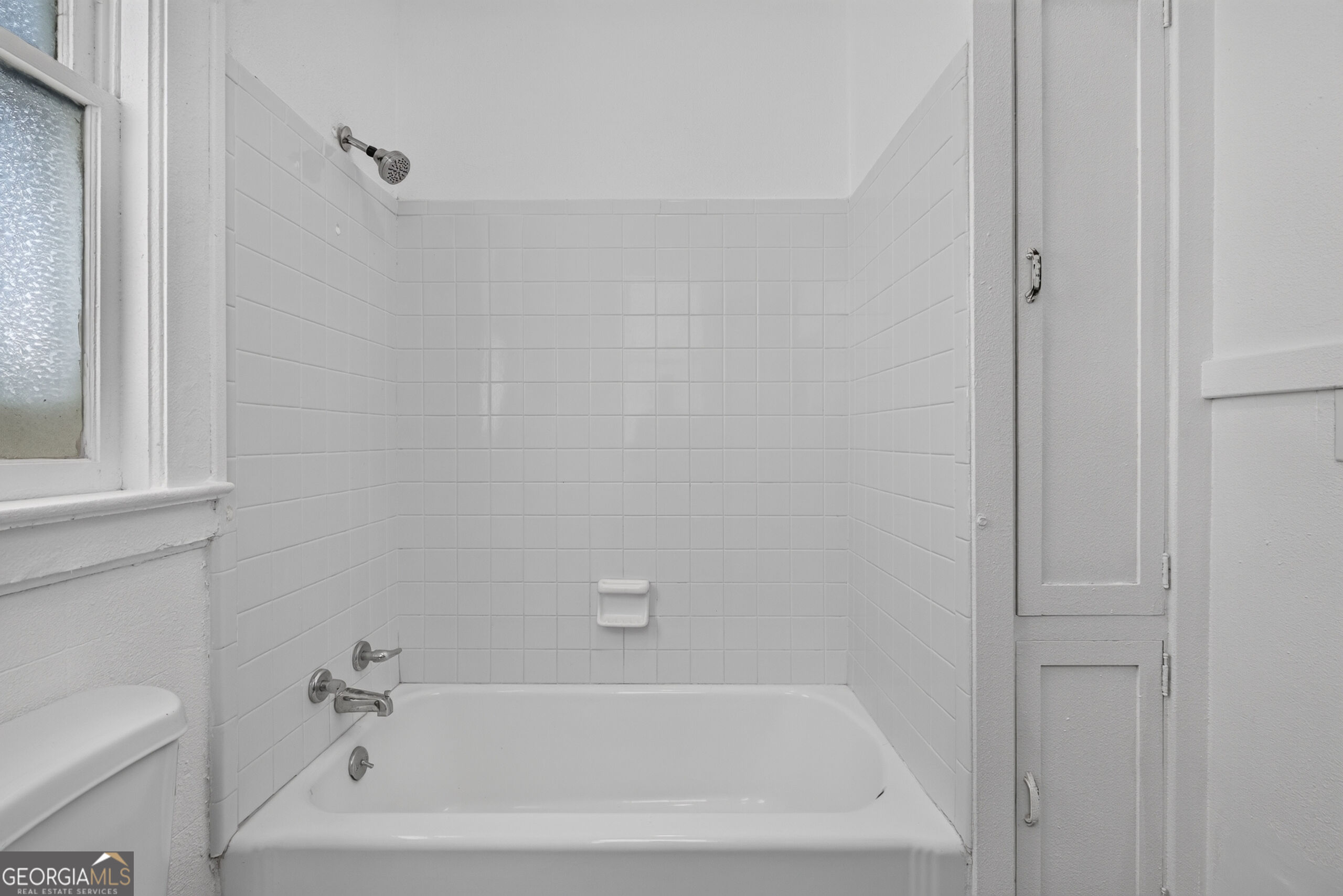 210 E 14th Avenue Property Photo 21