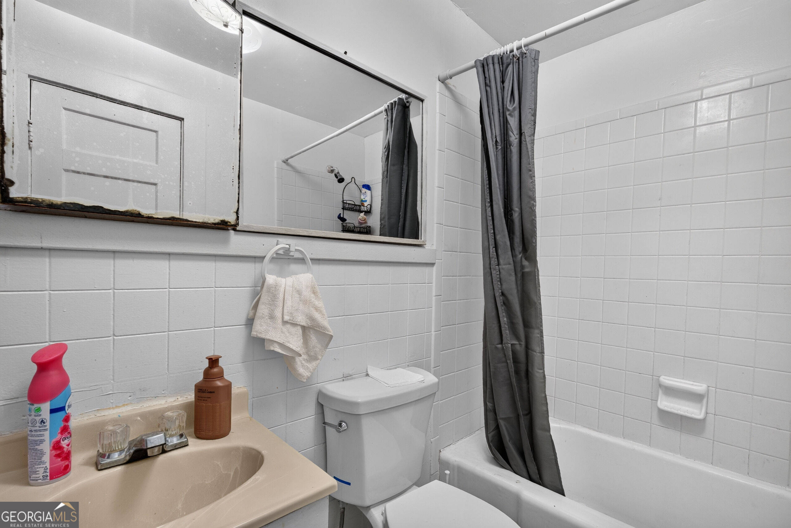 210 E 14th Avenue Property Photo 32