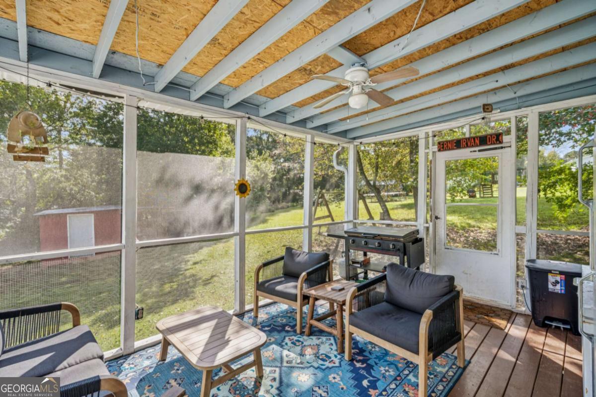 304 Myrtle Street Property Photo 16