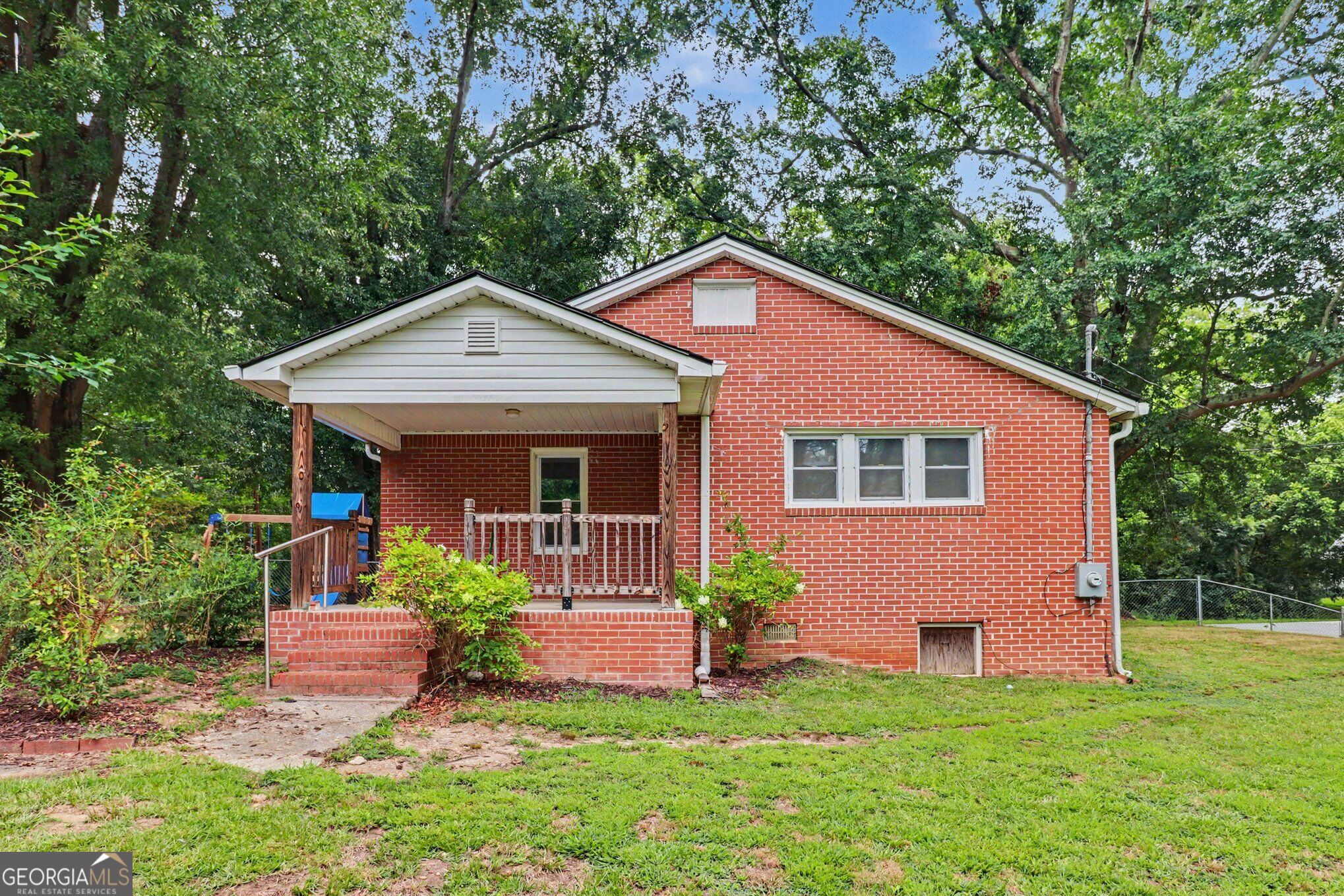 160 Connecticut Avenue Property Photo 28