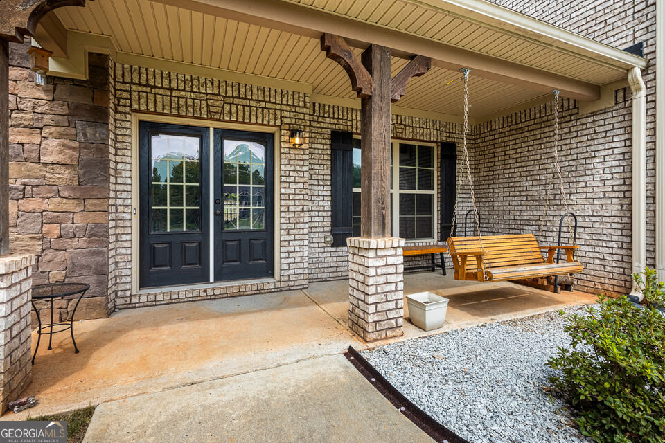 15 Madeline Way Property Photo 5
