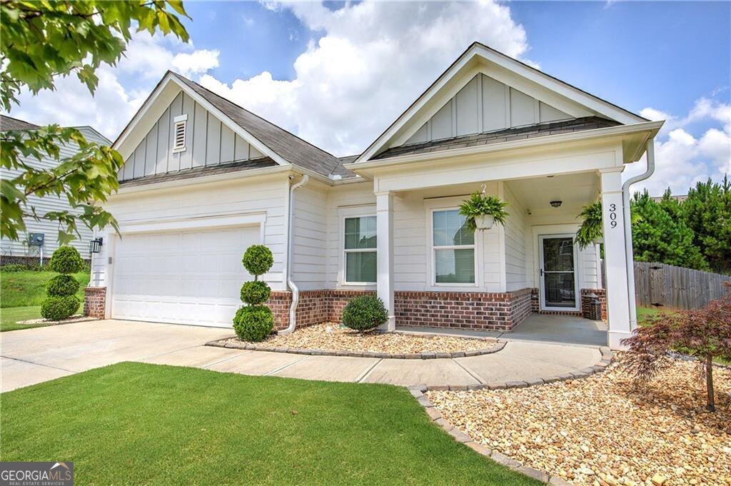 309 Pescara Court Property Photo 2