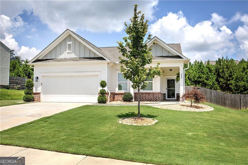 309 Pescara Court Property Photo 3