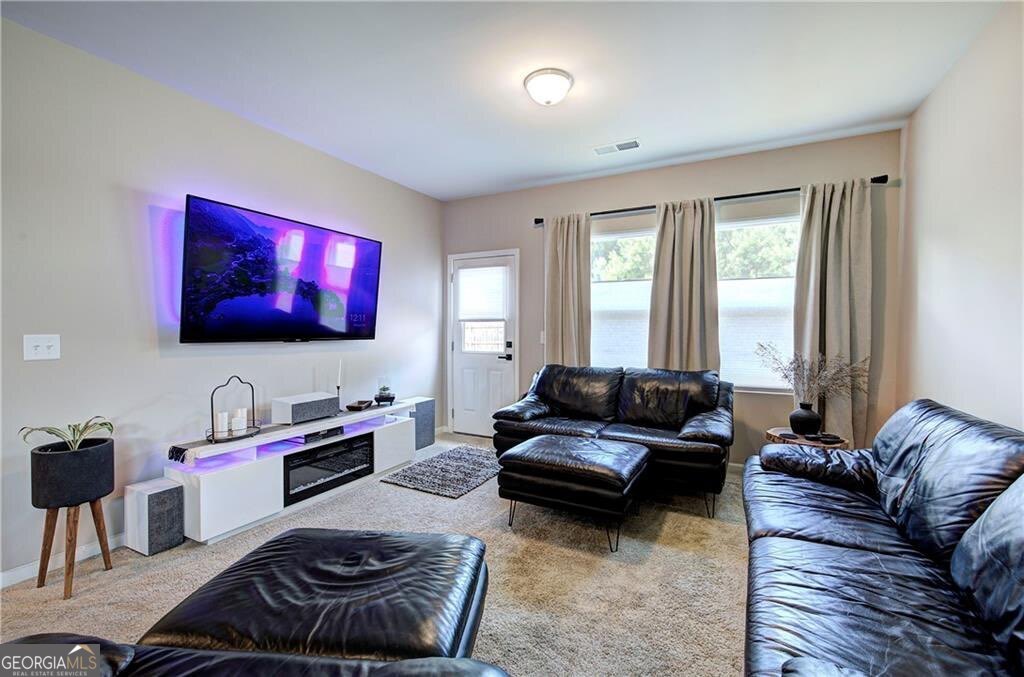 309 Pescara Court Property Photo 9