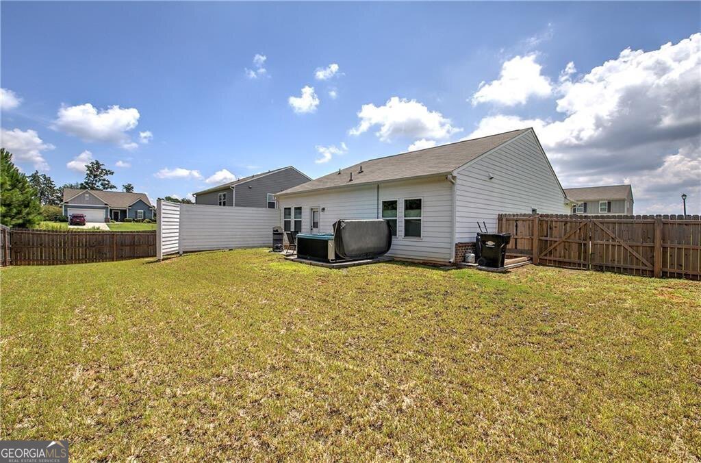 309 Pescara Court Property Photo 35