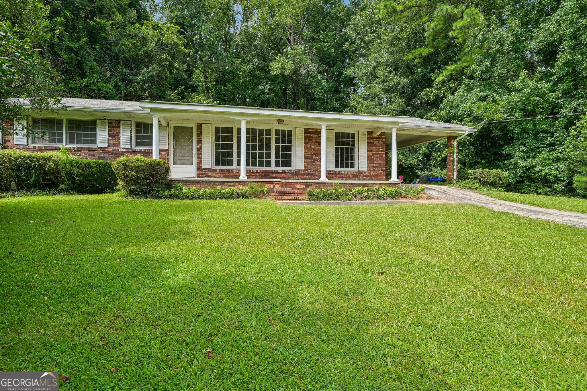 2703 Arrowood Drive Property Photo 1