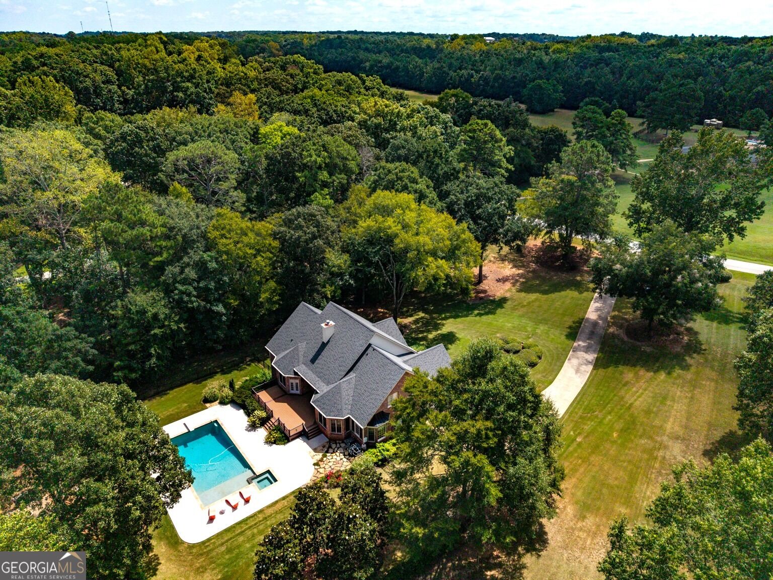 105 Meadow Trail Property Photo 4