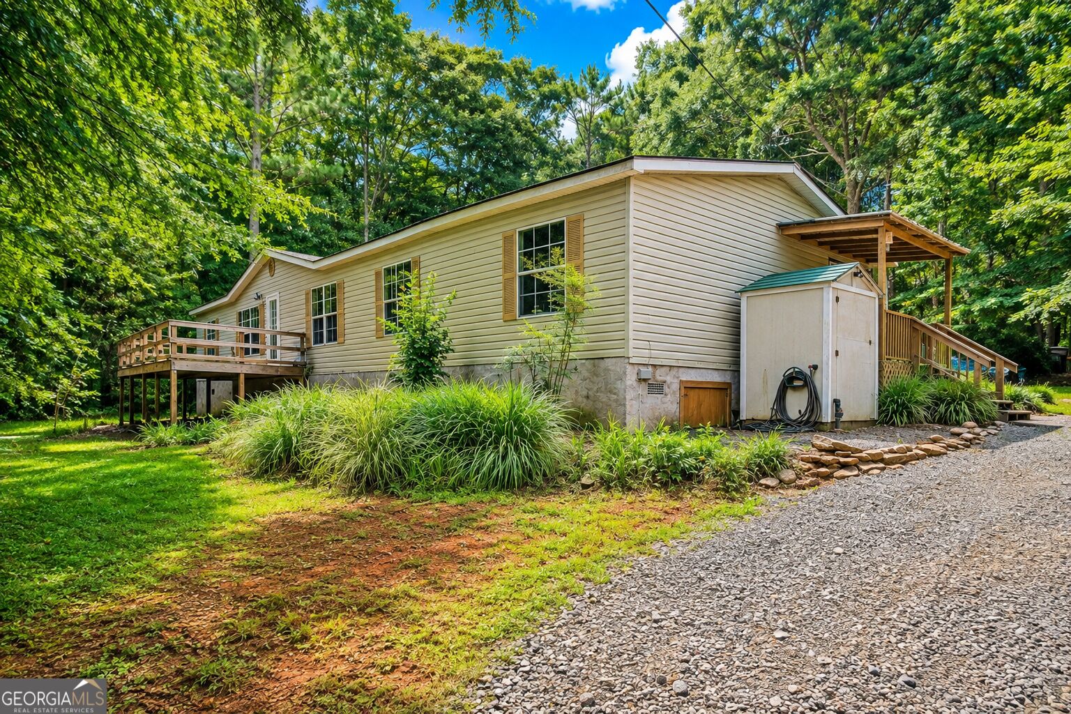8622 Whitehouse Parkway Property Photo 11