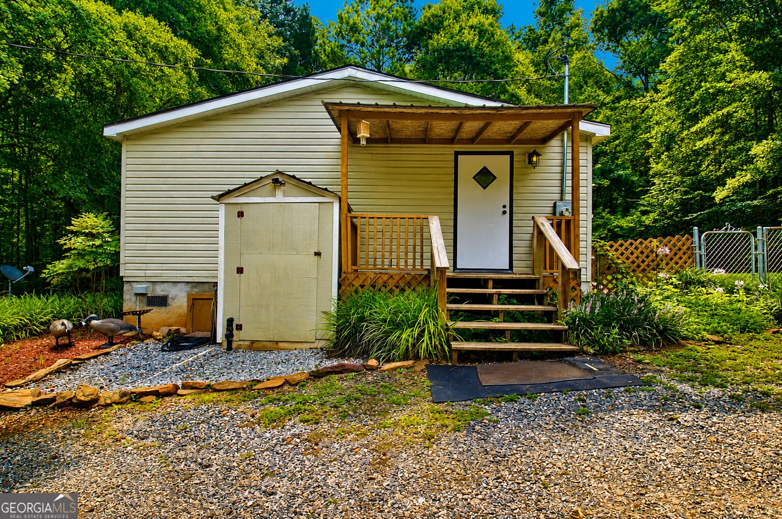 8622 Whitehouse Parkway Property Photo 12
