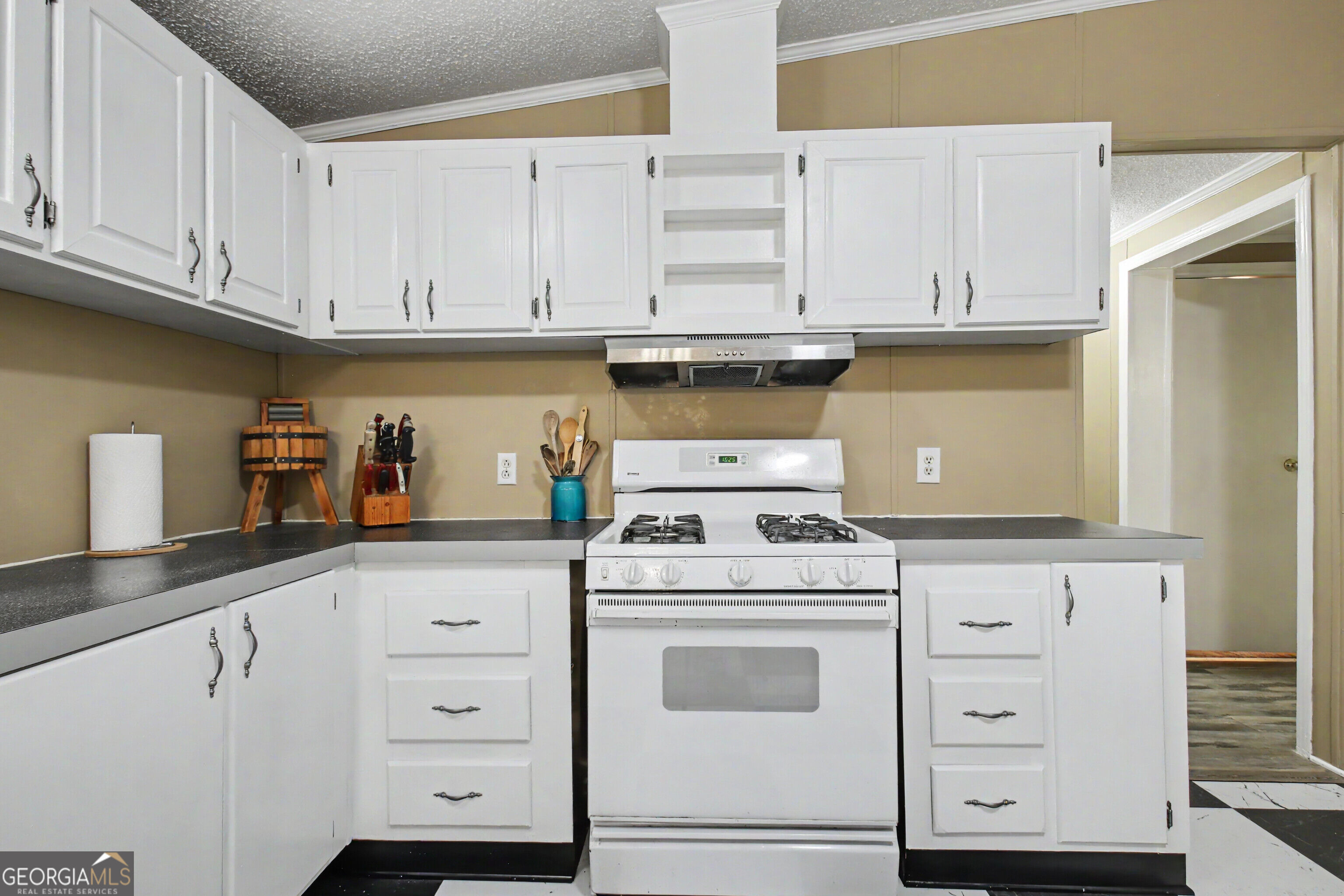 8622 Whitehouse Parkway Property Photo 33
