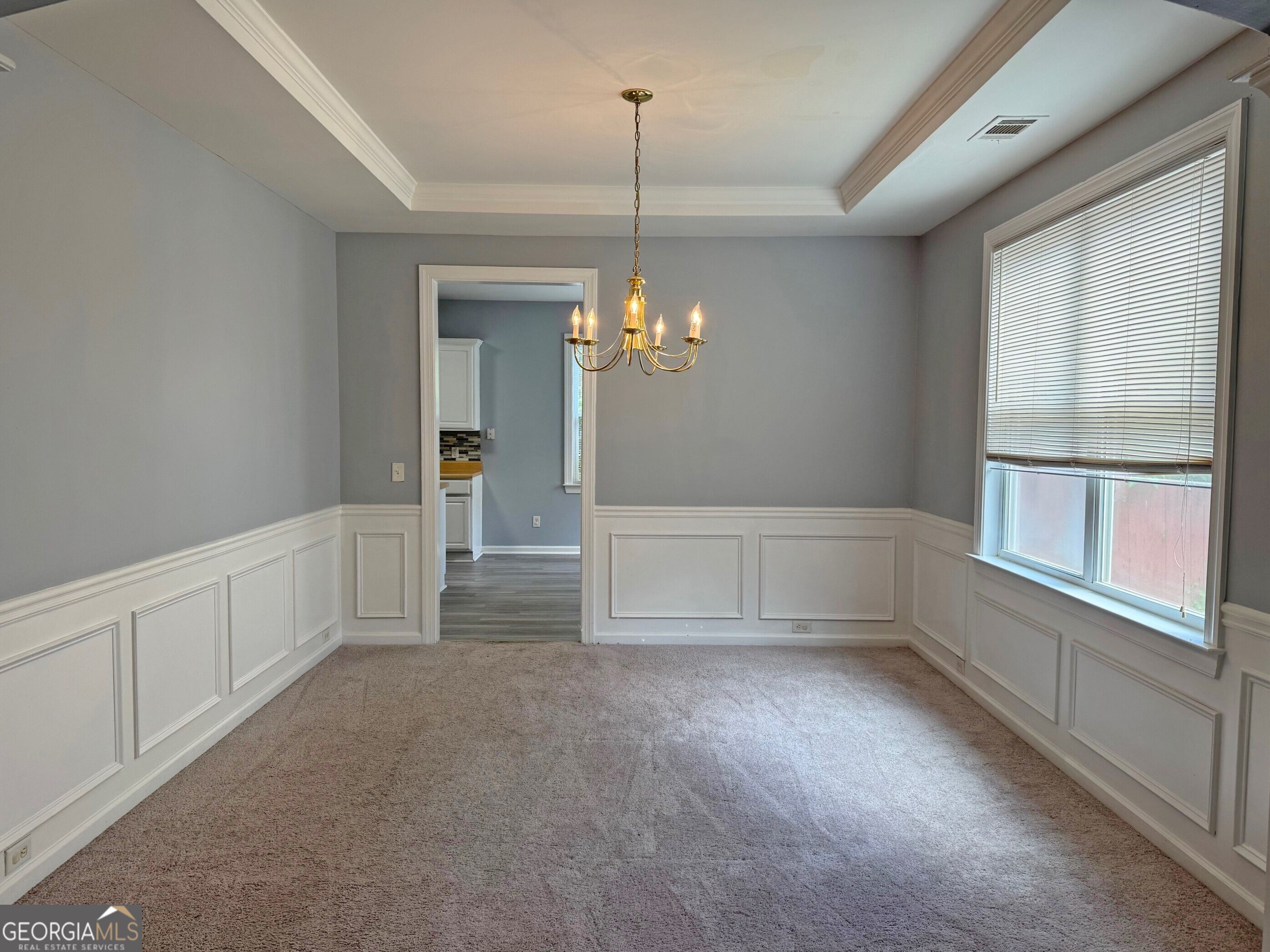 2513 Mockingbird Lane Property Photo 4