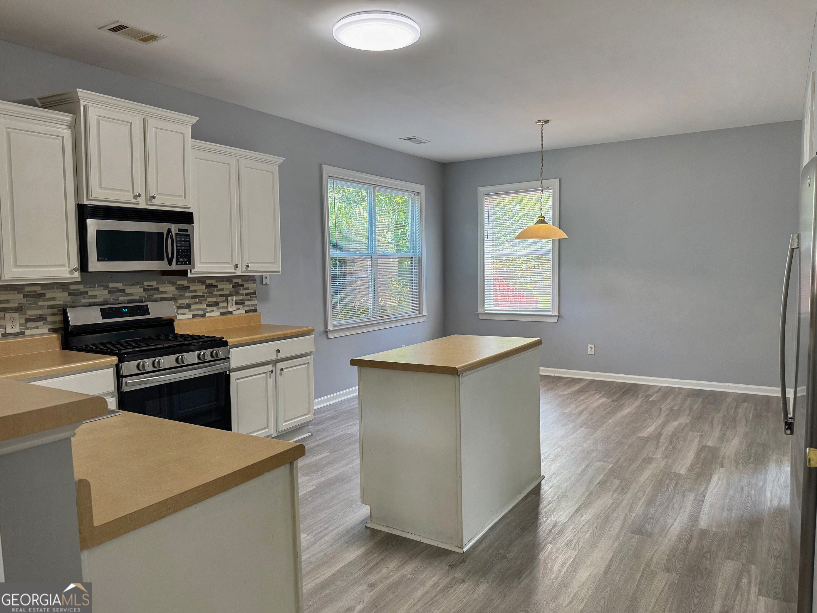2513 Mockingbird Lane Property Photo 8