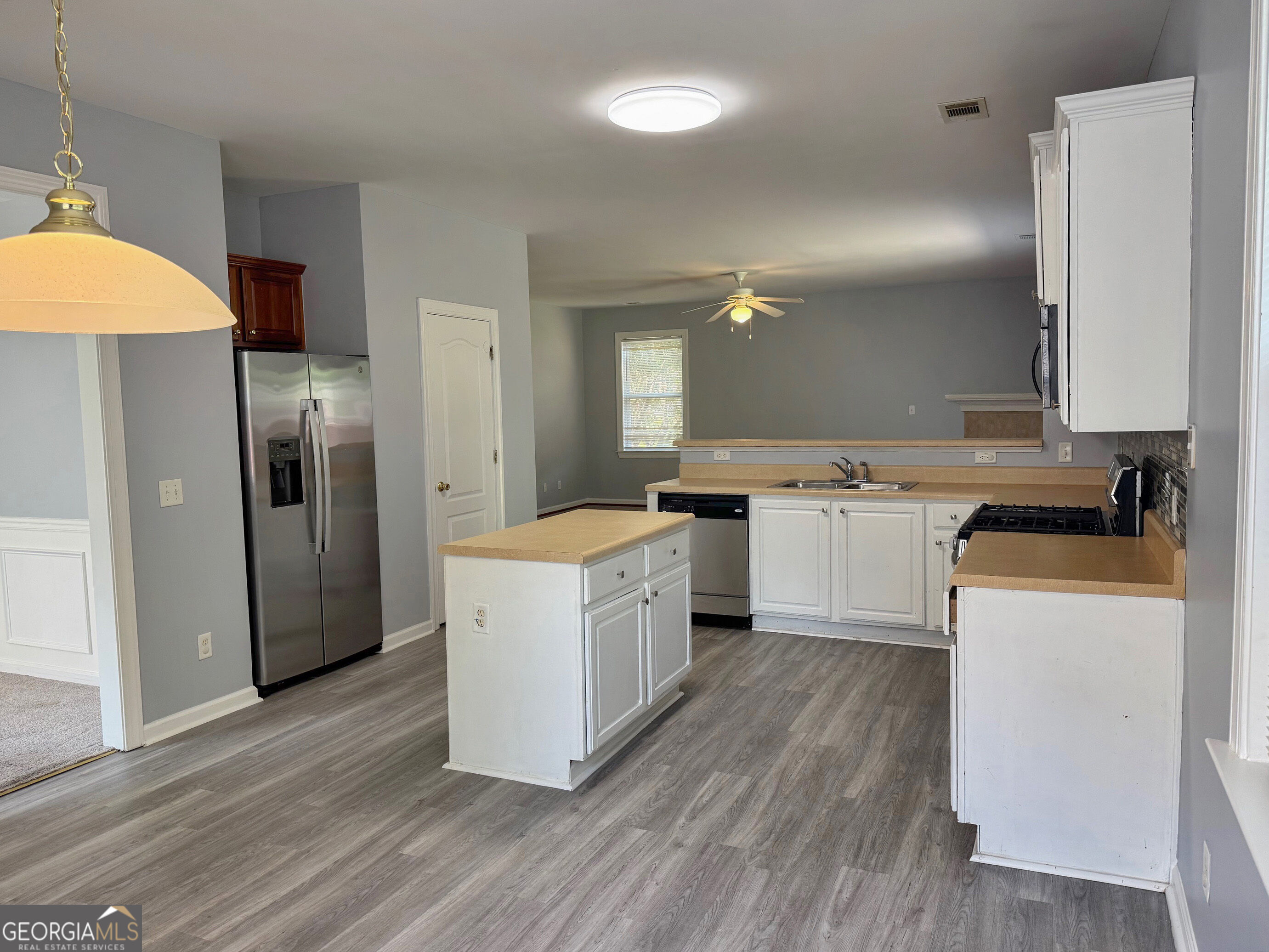 2513 Mockingbird Lane Property Photo 10