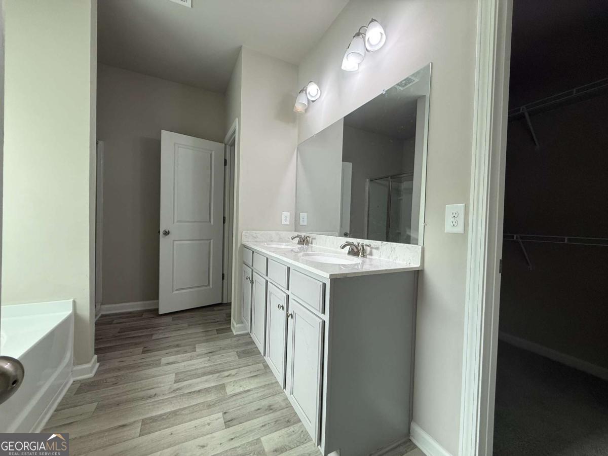 1521 Winding Ridge Trail Property Photo 16