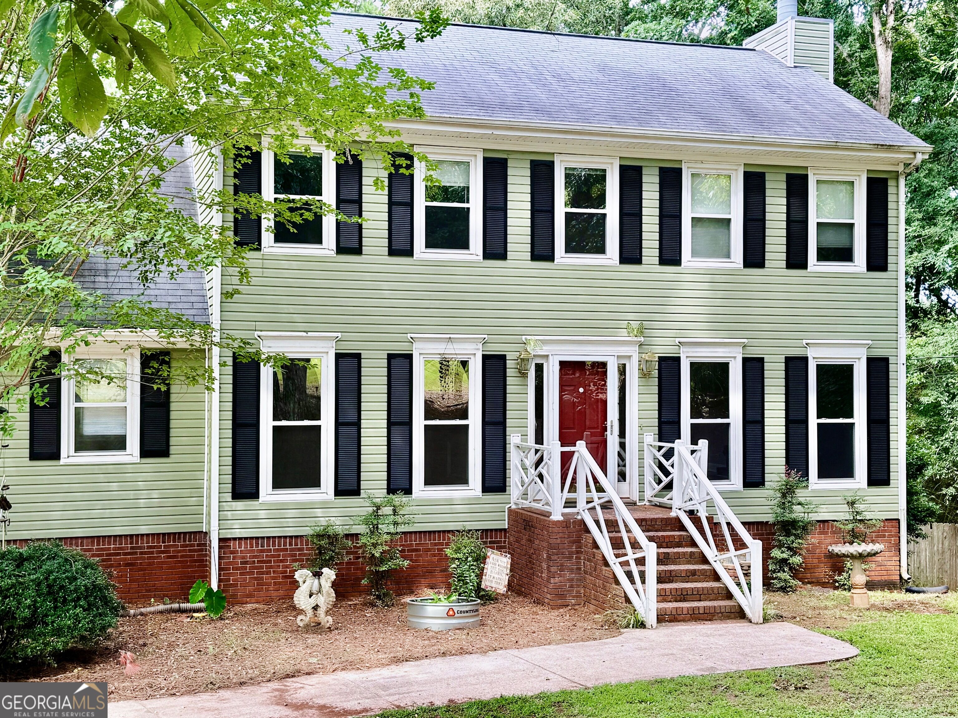 206 Sturbridge Drive Property Photo 1