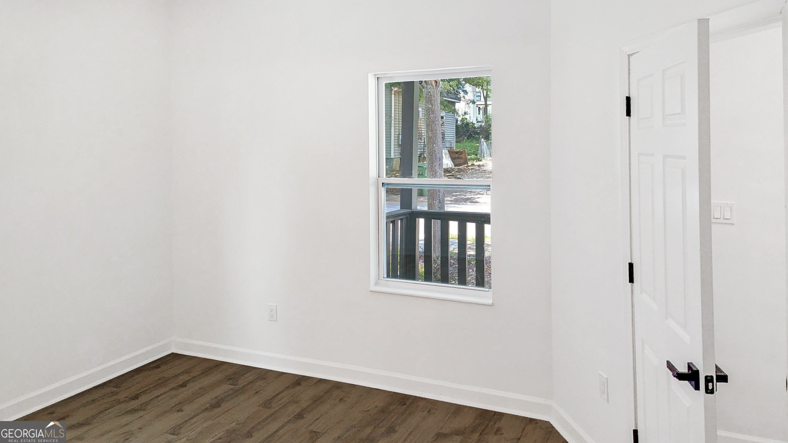 923 Smith Street Sw Property Photo 5