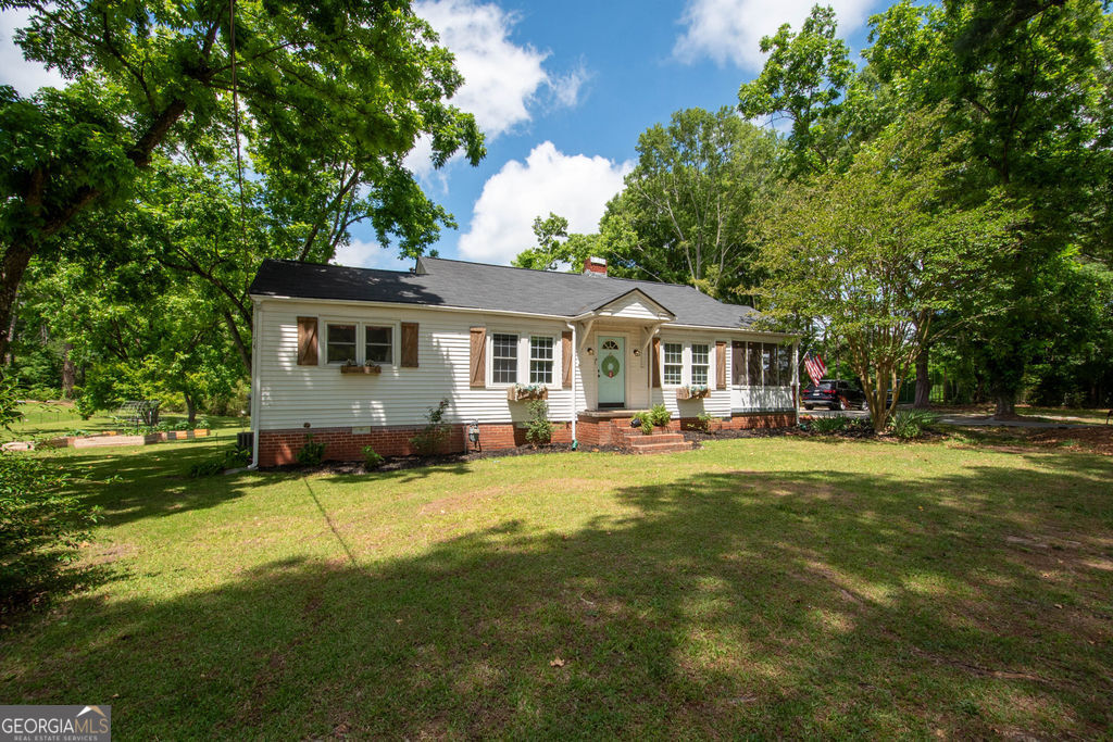 333 Carver Road Property Photo 2