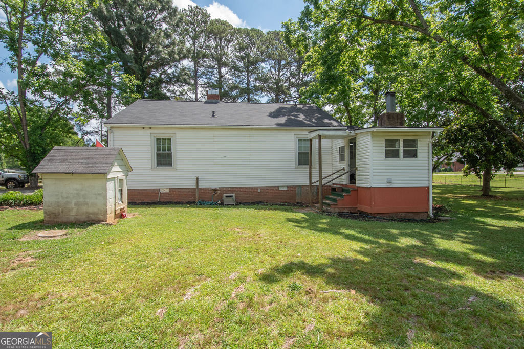 333 Carver Road Property Photo 5