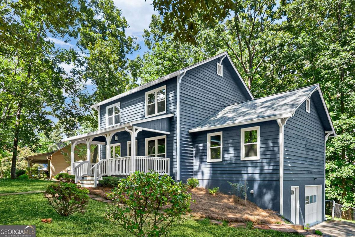 250 Lancaster Circle Property Photo 2