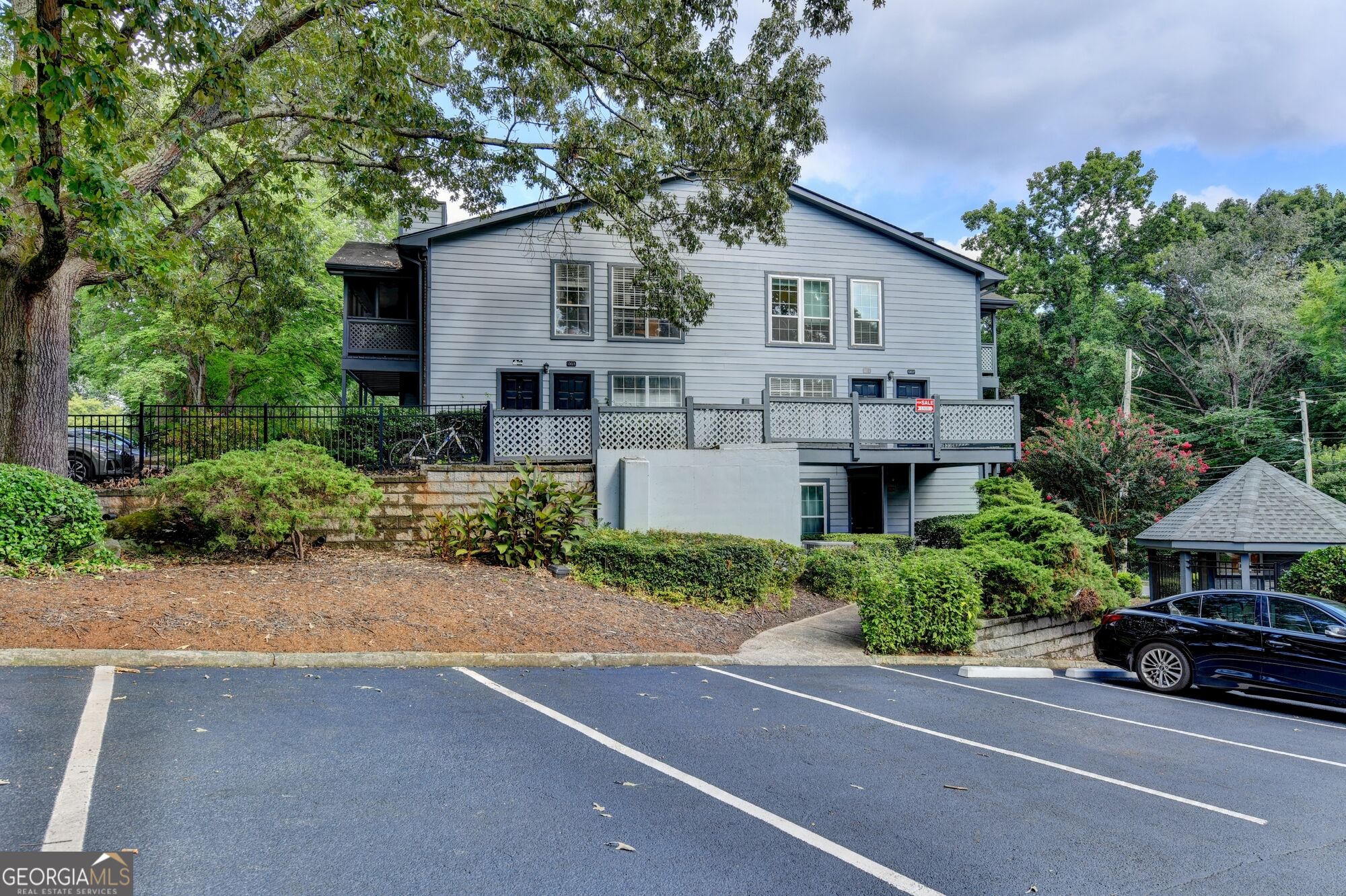 1305 Weatherstone Way NE Property Photo 1