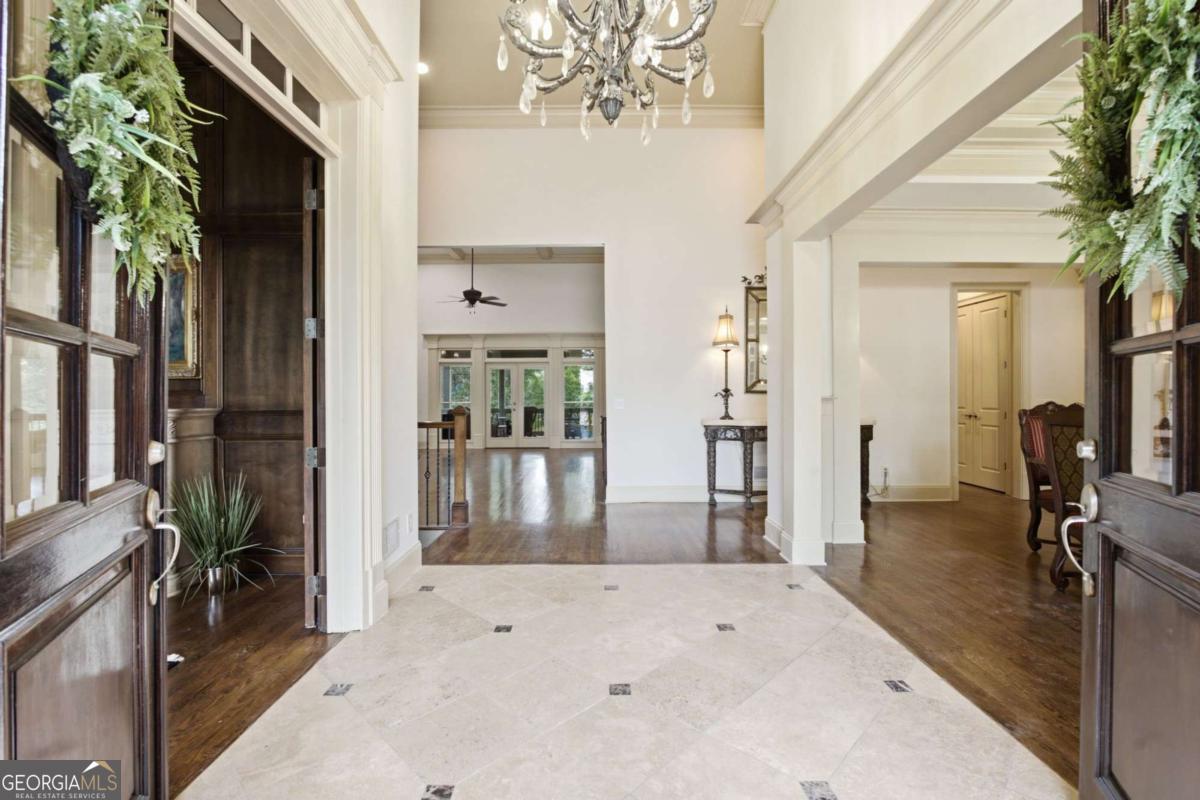 6945 Wakehurst Place Property Photo 6