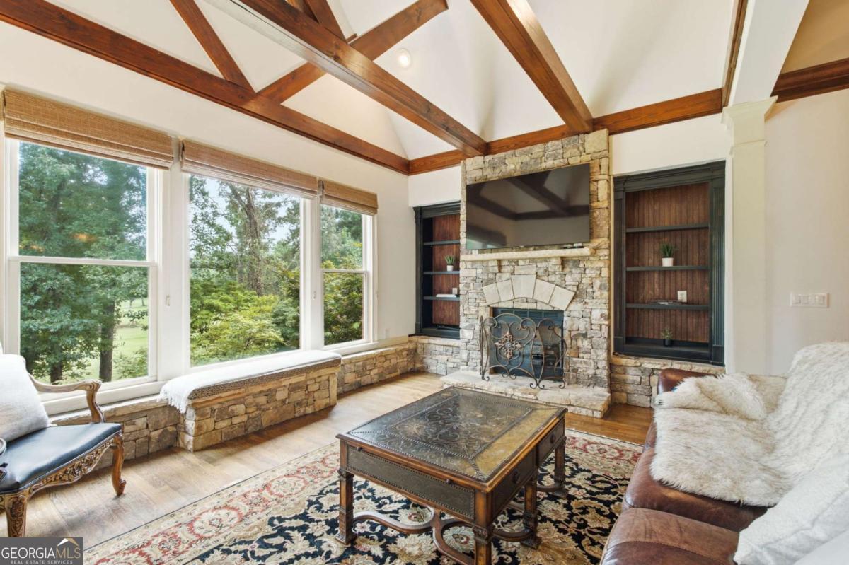 6945 Wakehurst Place Property Photo 19