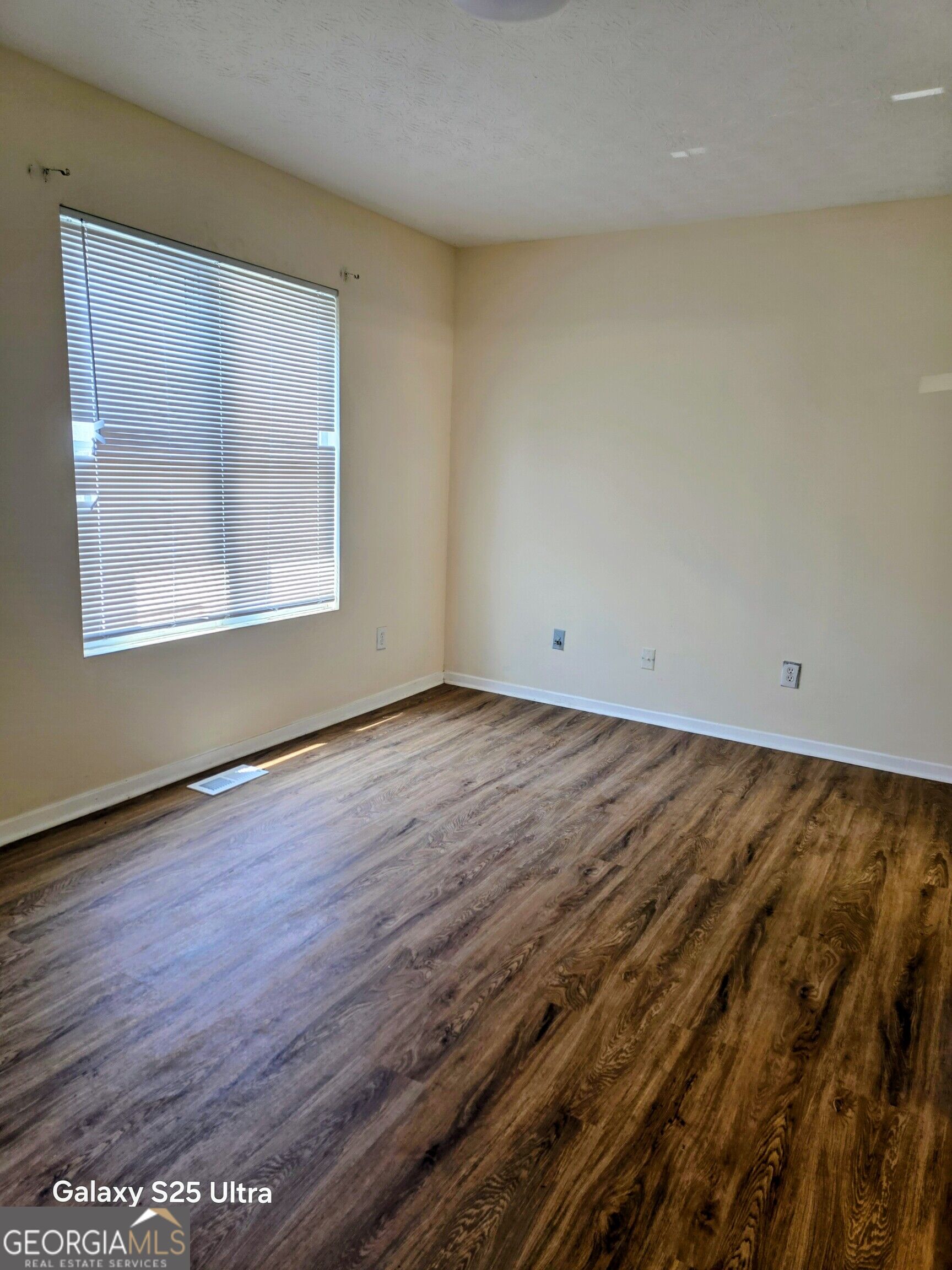 3160 Shadow Walk Lane Property Photo 17