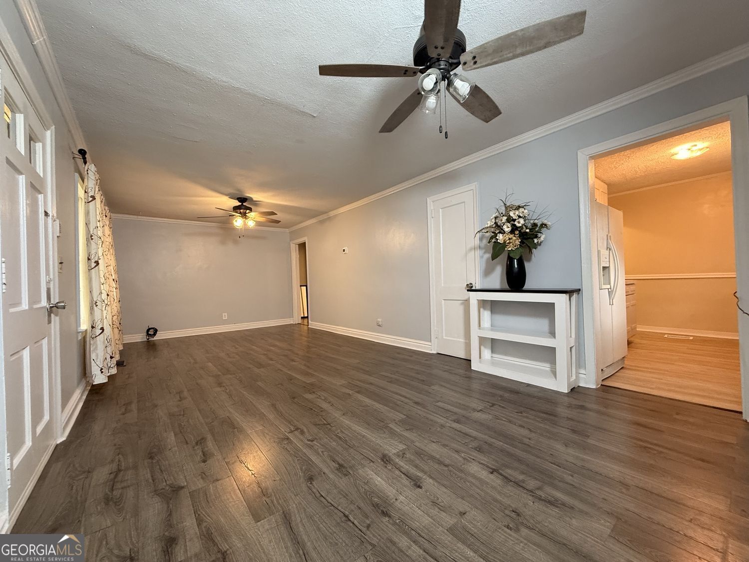 5132 Warner Street Property Photo 5