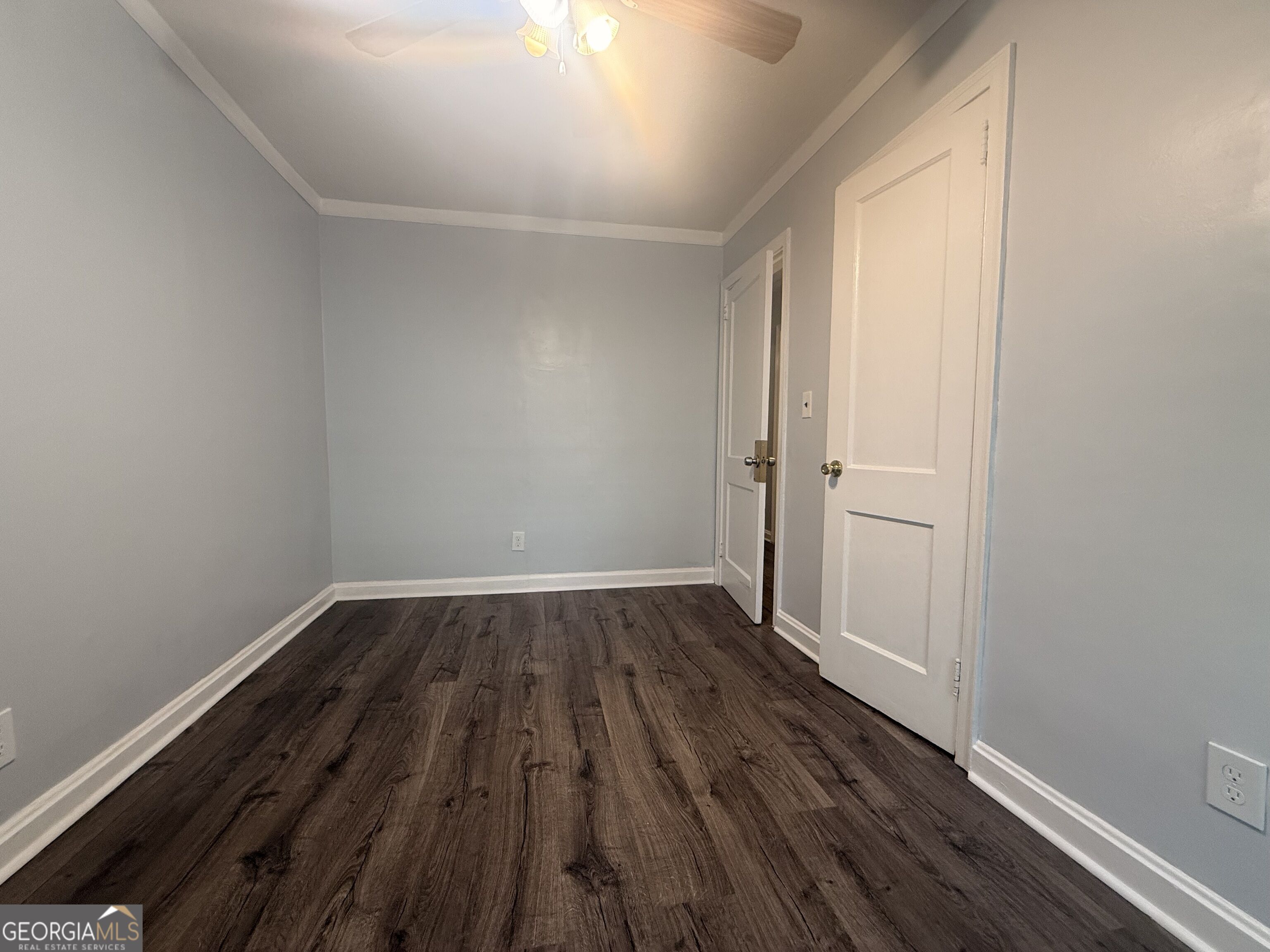 5132 Warner Street Property Photo 16