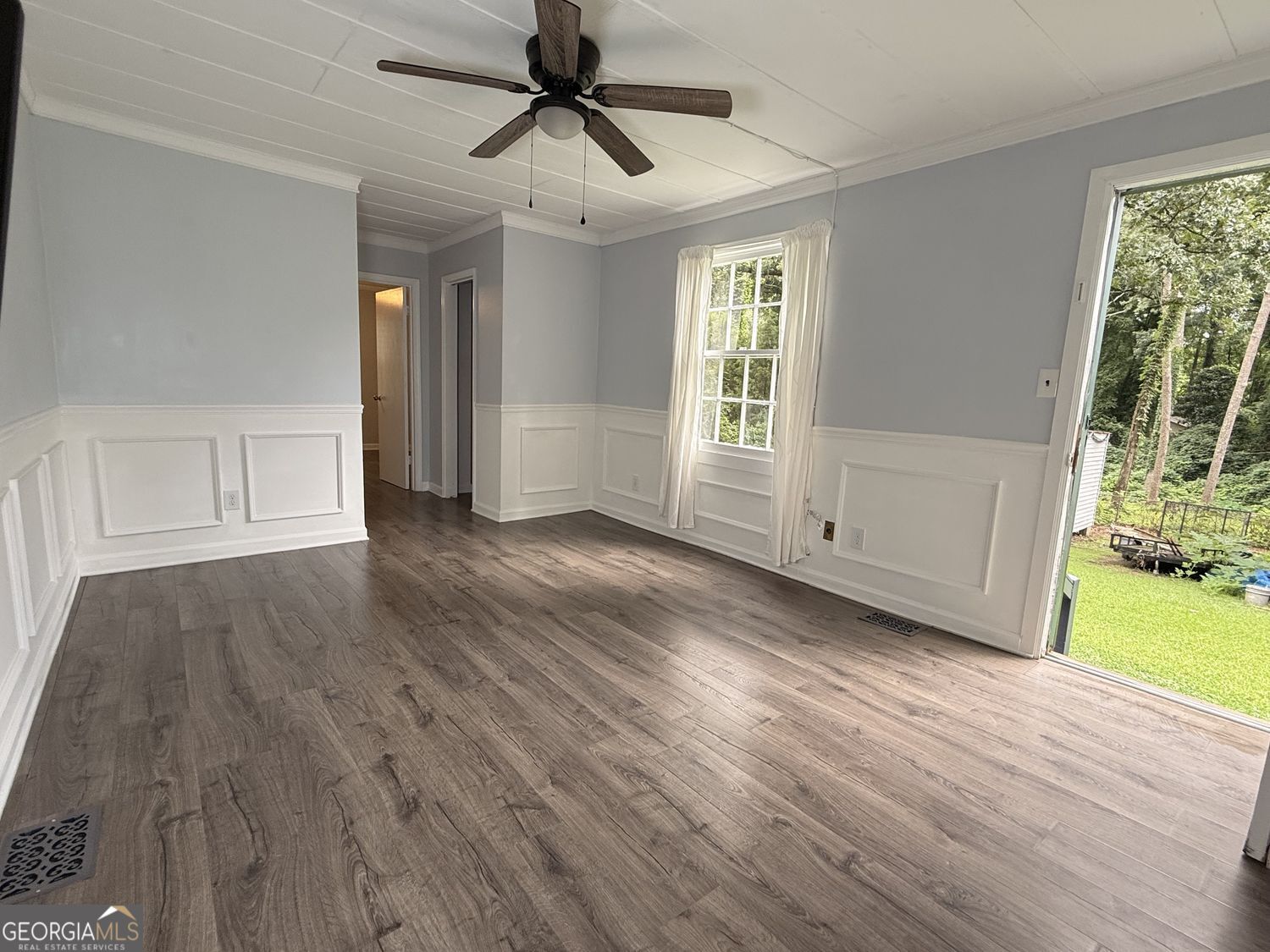 5132 Warner Street Property Photo 18