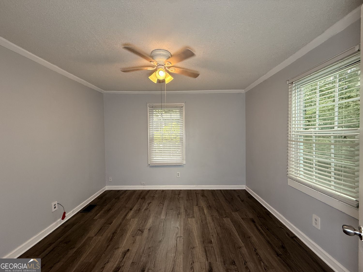 5132 Warner Street Property Photo 20